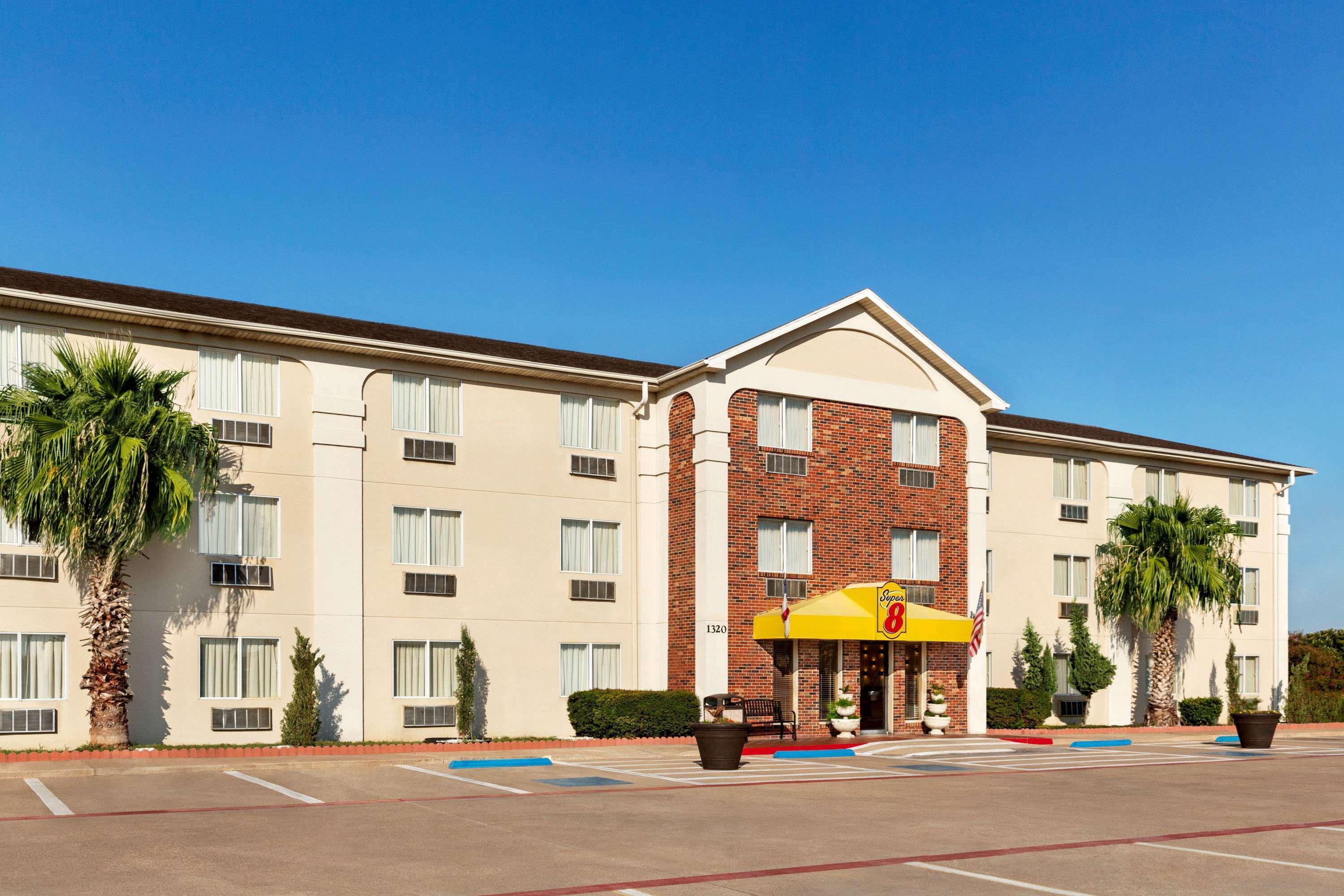 Super 8 By Wyndham Waco University Area Kültér fotó